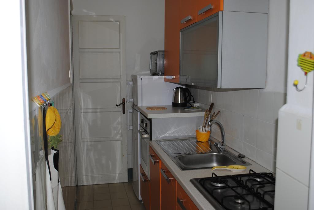 Trivani Perez Apartman Palermo Szoba fotó